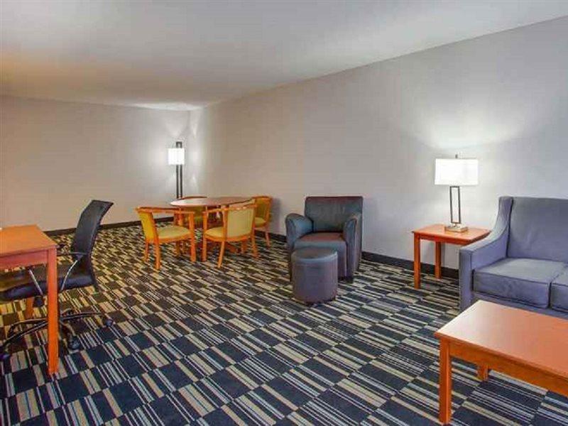 Fairfield Inn & Suites By Marriott Virginia Beach/Norfolk Airport Dış mekan fotoğraf